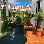 Hotel 8 Islas