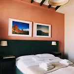 8 Islas Hotel *
