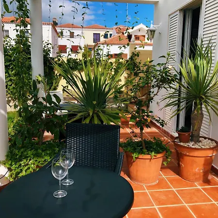 Hotel 8 Islas
