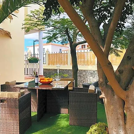 8 Islas Hotel *
