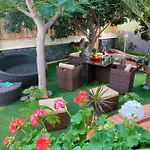 8 Islas Hotell *